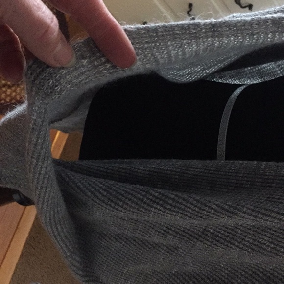 Stylish twist Cardigan Express - Picture 2 of 3